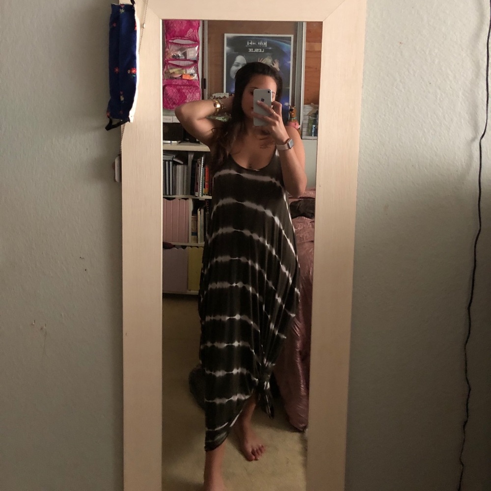 Maxi Dress w/ Tie